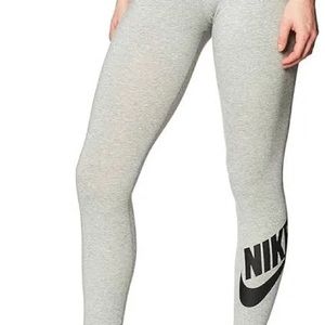 Women’s Nike size M gray leggings